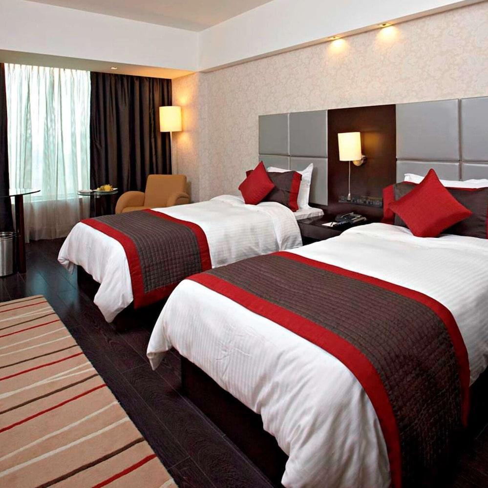 Radisson Hotel Sector 29 Gurugram Gurgaon Zewnętrze zdjęcie