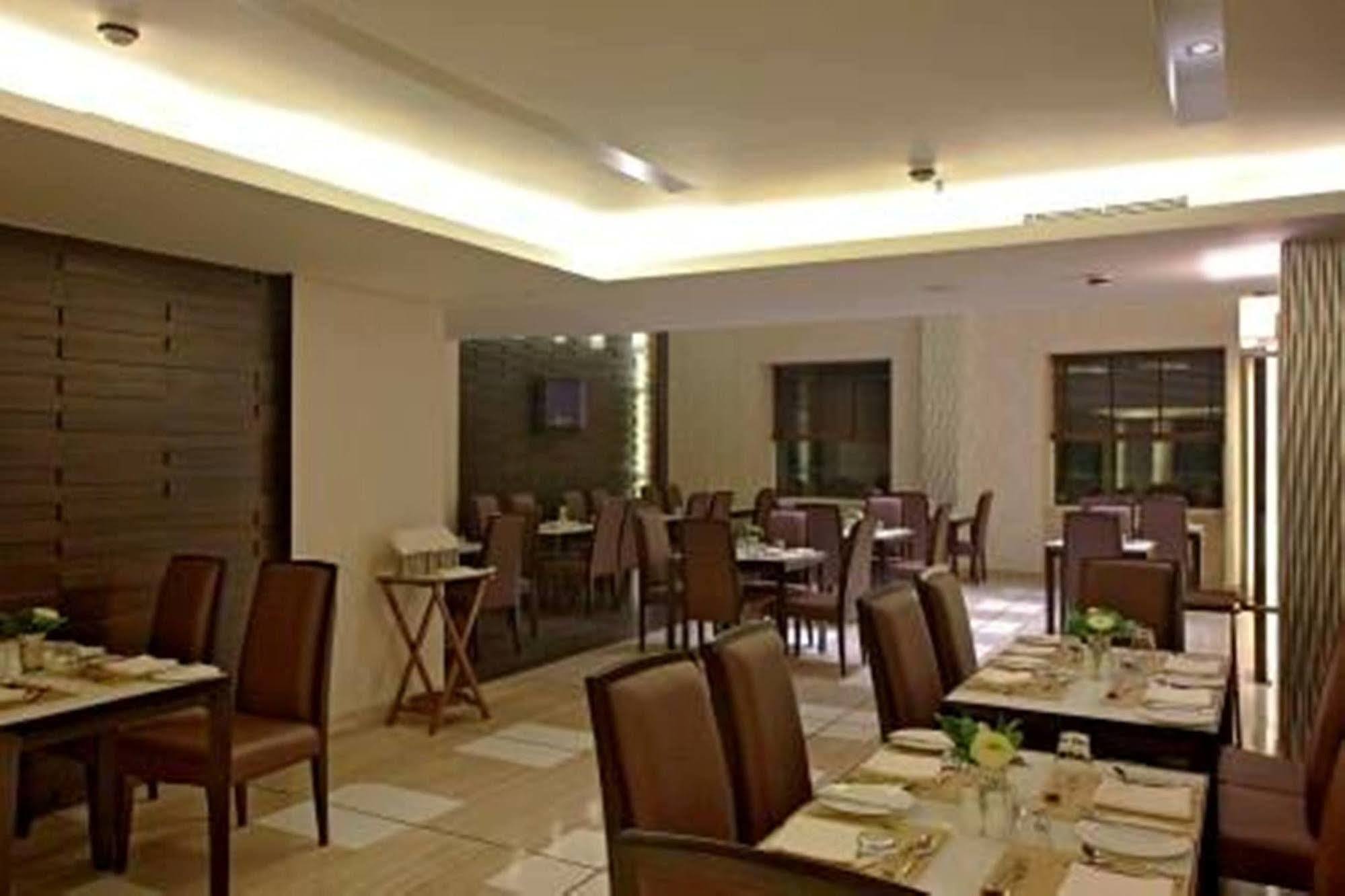 Radisson Hotel Sector 29 Gurugram Gurgaon Zewnętrze zdjęcie